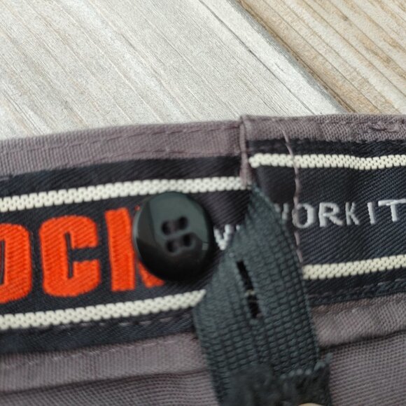 HEROCK WORK WEAR SHORTS Men's Size 40 EUC Grey Carpenter Roofer Construction - Picture 9 of 9